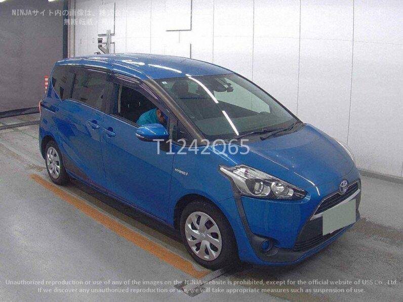 
								Toyota Sienta 2017 – Spacious Blue Hybrid in Kenya full									