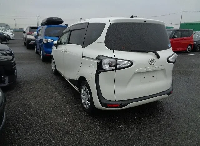 
								Toyota Sienta 2017 in Kenya Premium Used Cars at Mundiya International full									