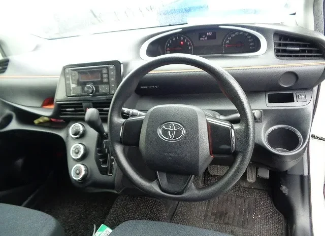 
								Toyota Sienta 2017 in Kenya Premium Used Cars at Mundiya International full									