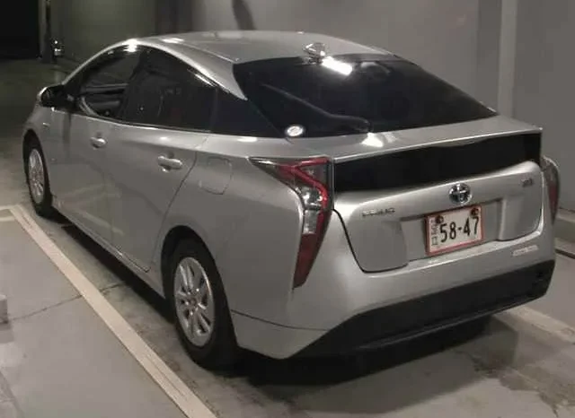 
								Toyota Prius 2017 Hybrid in Kenya at Mundiya International full									