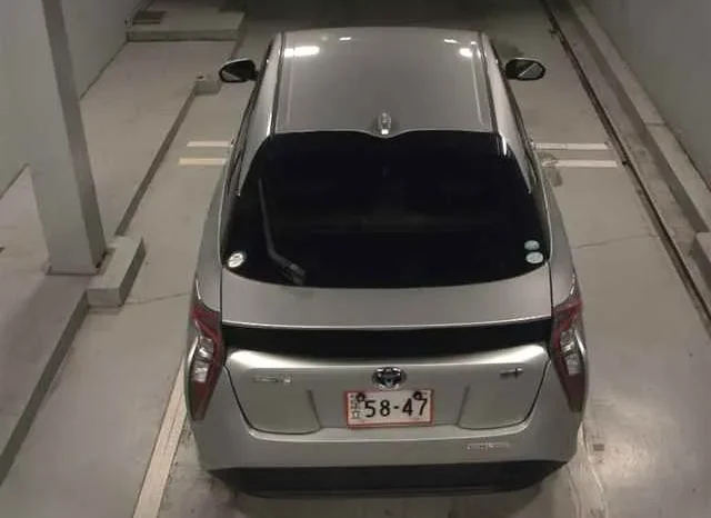 
								Toyota Prius 2017 Hybrid in Kenya at Mundiya International full									