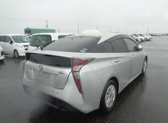 
								Toyota Prius 2017 Hybrid in Kenya at Mundiya International full									