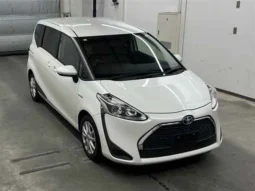 Toyota Sienta Hybrid X Grade 2018 White